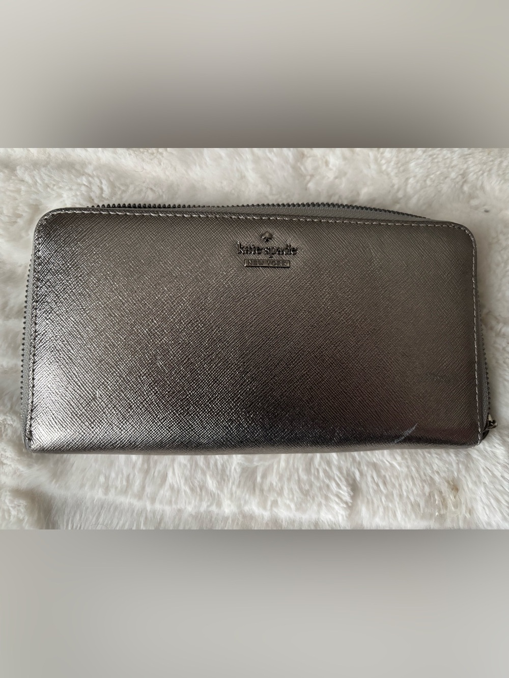 Kate Spade ♠️ Metallic Gray wallet approx 8 x 4